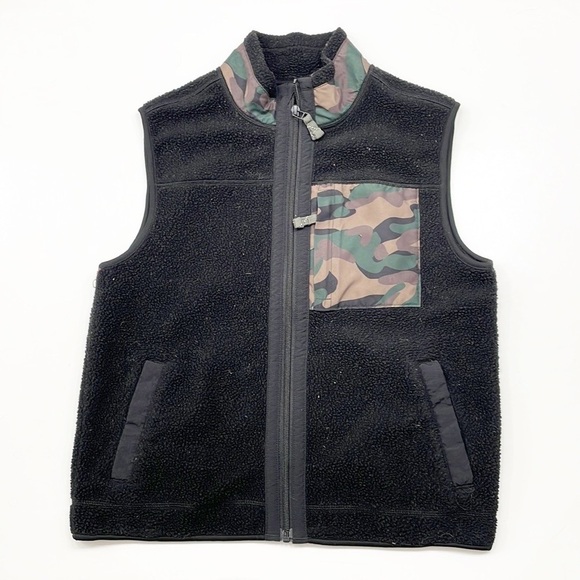 Free Assembly boys black fleece camo zip up vest - Picture 1 of 4
